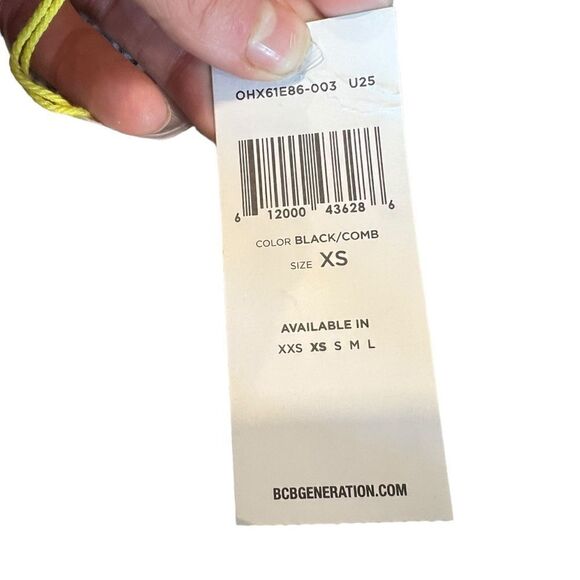 NWT! BCBGeneration patterned maxi dress - Picture 4 of 9